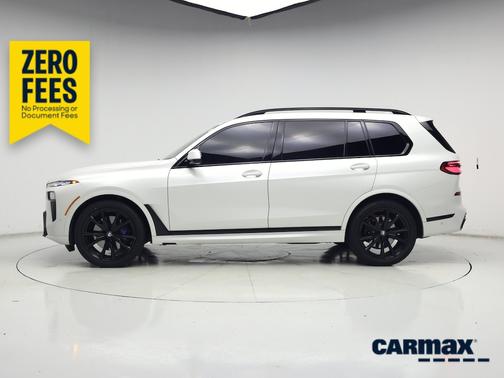 White 2024 BMW X7 xDrive40i