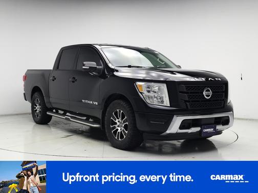 2020 Nissan Titan SV