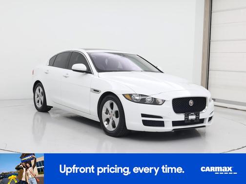 2017 Jaguar XE 