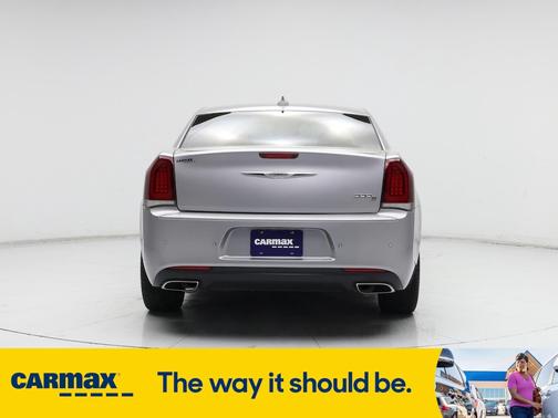 2015 Chrysler 300 S