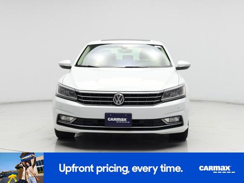 2016 Volkswagen Passat SEL Premium
