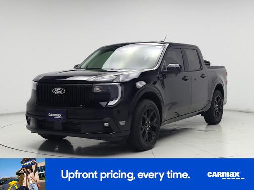 Black 2025 Ford Maverick Lobo