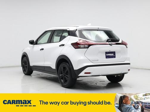2022 Nissan Kicks S