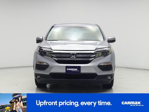 Silver 2017 Honda Pilot EX-L