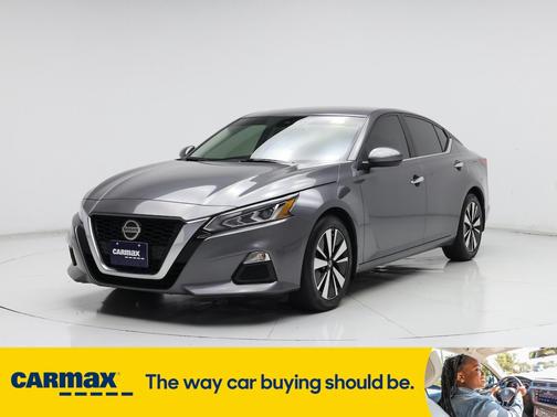 2022 Nissan Altima SV