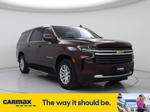 2023 Chevrolet Suburban LT
