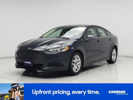 Gray 2015 Ford Fusion SE