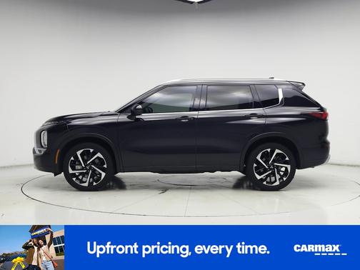 Black 2024 Mitsubishi Outlander SEL