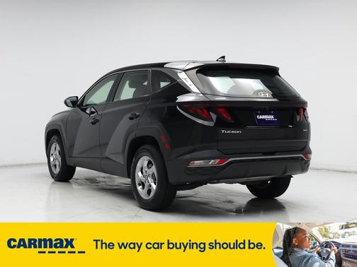 2022 Hyundai TUCSON SE