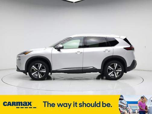 2022 Nissan Rogue SL