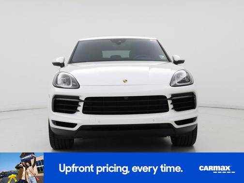 White 2019 Porsche Cayenne