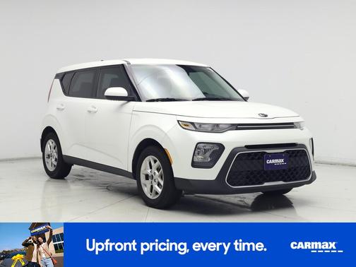 White 2020 Kia Soul LX