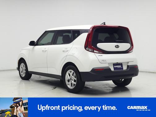 White 2020 Kia Soul LX