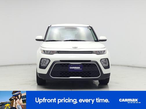 White 2020 Kia Soul LX