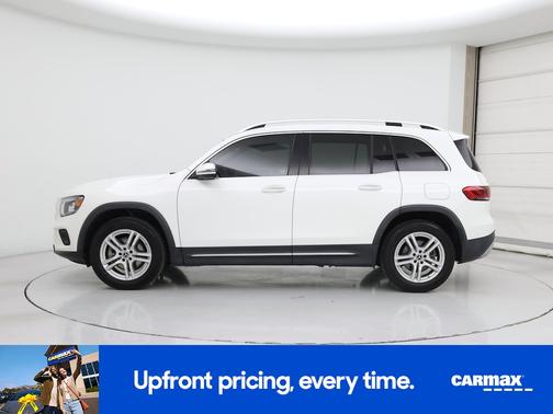 White 2022 Mercedes-Benz GLB 250