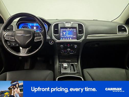 2020 Chrysler 300 Touring