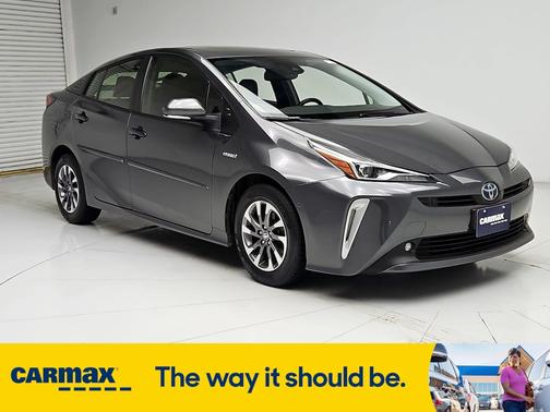 2022 Toyota Prius XLE