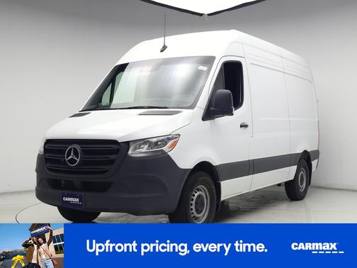 White 2024 Mercedes-Benz Sprinter 2500