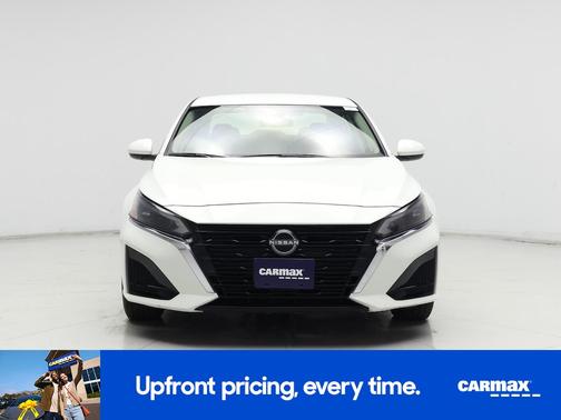 2023 Nissan Altima SV