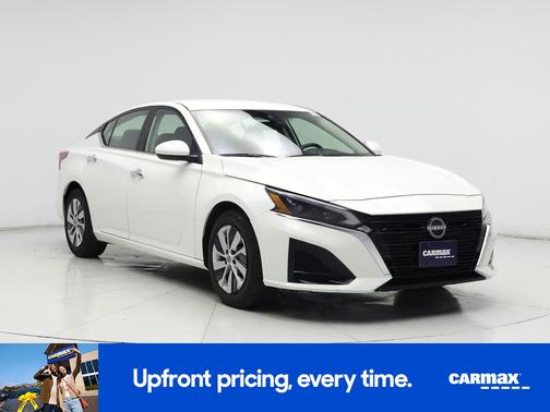 2023 Nissan Altima SV