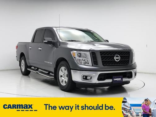 2019 Nissan Titan SV