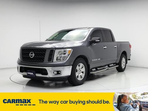 2019 Nissan Titan SV