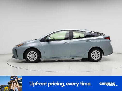 2022 Toyota Prius LE