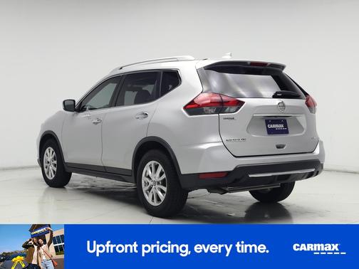Silver 2017 Nissan Rogue SV
