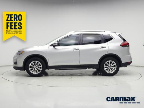 Silver 2017 Nissan Rogue SV