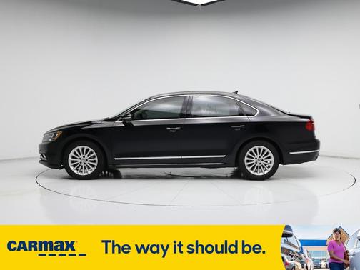 2016 Volkswagen Passat SE