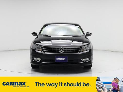 2016 Volkswagen Passat SE