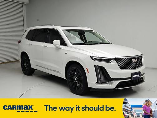 2022 Cadillac XT6 Premium Luxury
