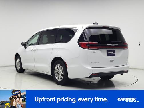 White 2024 Chrysler Pacifica Touring L