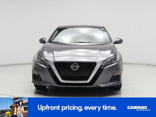 2022 Nissan Altima SV