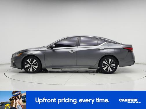 2022 Nissan Altima SV