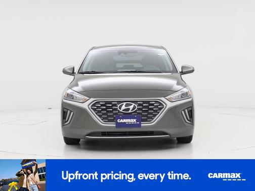 2022 Hyundai IONIQ Hybrid SE