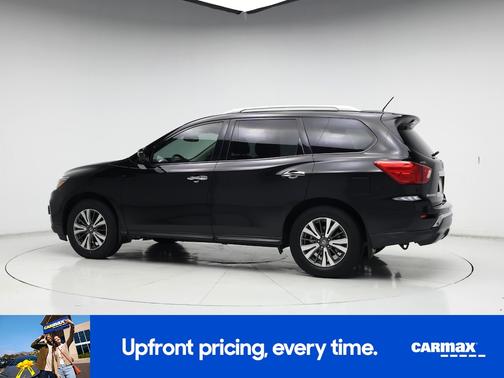 2017 Nissan Pathfinder SL