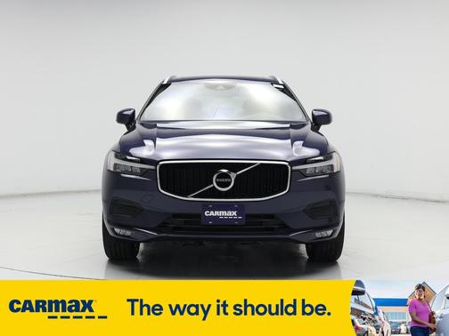 2021 Volvo XC60 T5 Momentum