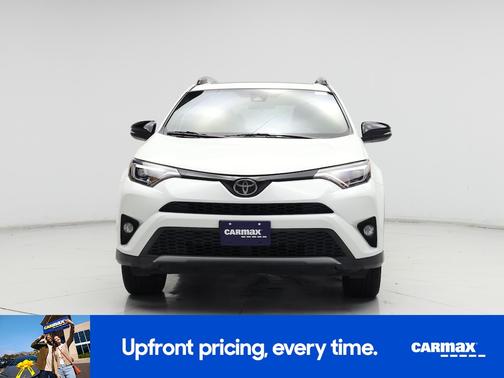 2017 Toyota RAV4 SE
