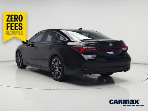 Black 2019 Toyota Avalon XSE