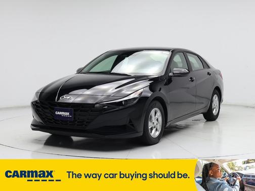 2023 Hyundai ELANTRA SE