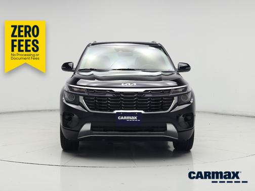 Black 2026 Kia Seltos EX