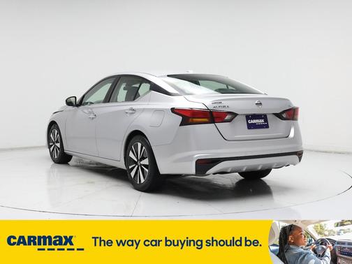 2021 Nissan Altima SV