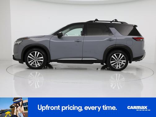 2022 Nissan Pathfinder Platinum