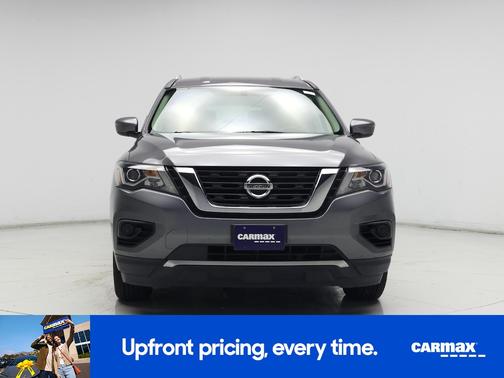 2018 Nissan Pathfinder SV