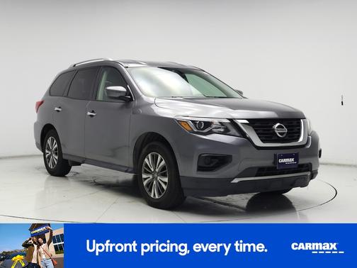 2018 Nissan Pathfinder SV