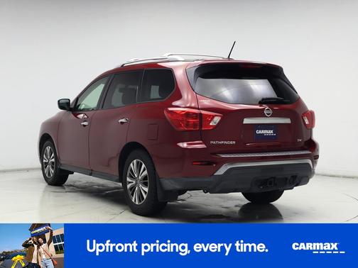 2018 Nissan Pathfinder SV