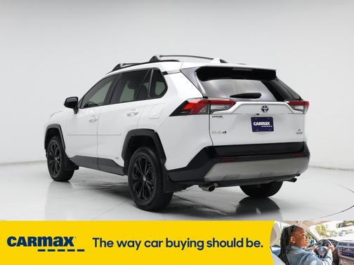 2024 Toyota RAV4 Hybrid SE