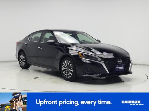 Black 2024 Nissan Altima SV