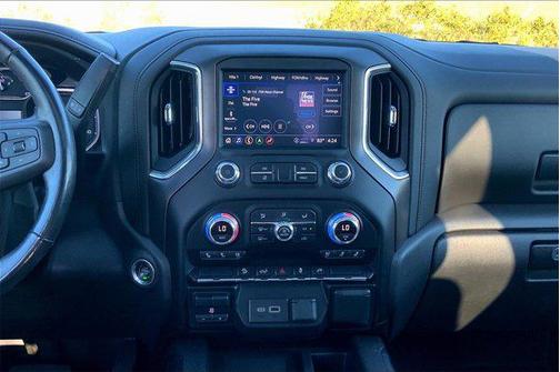 2022 GMC Sierra 1500 AT4